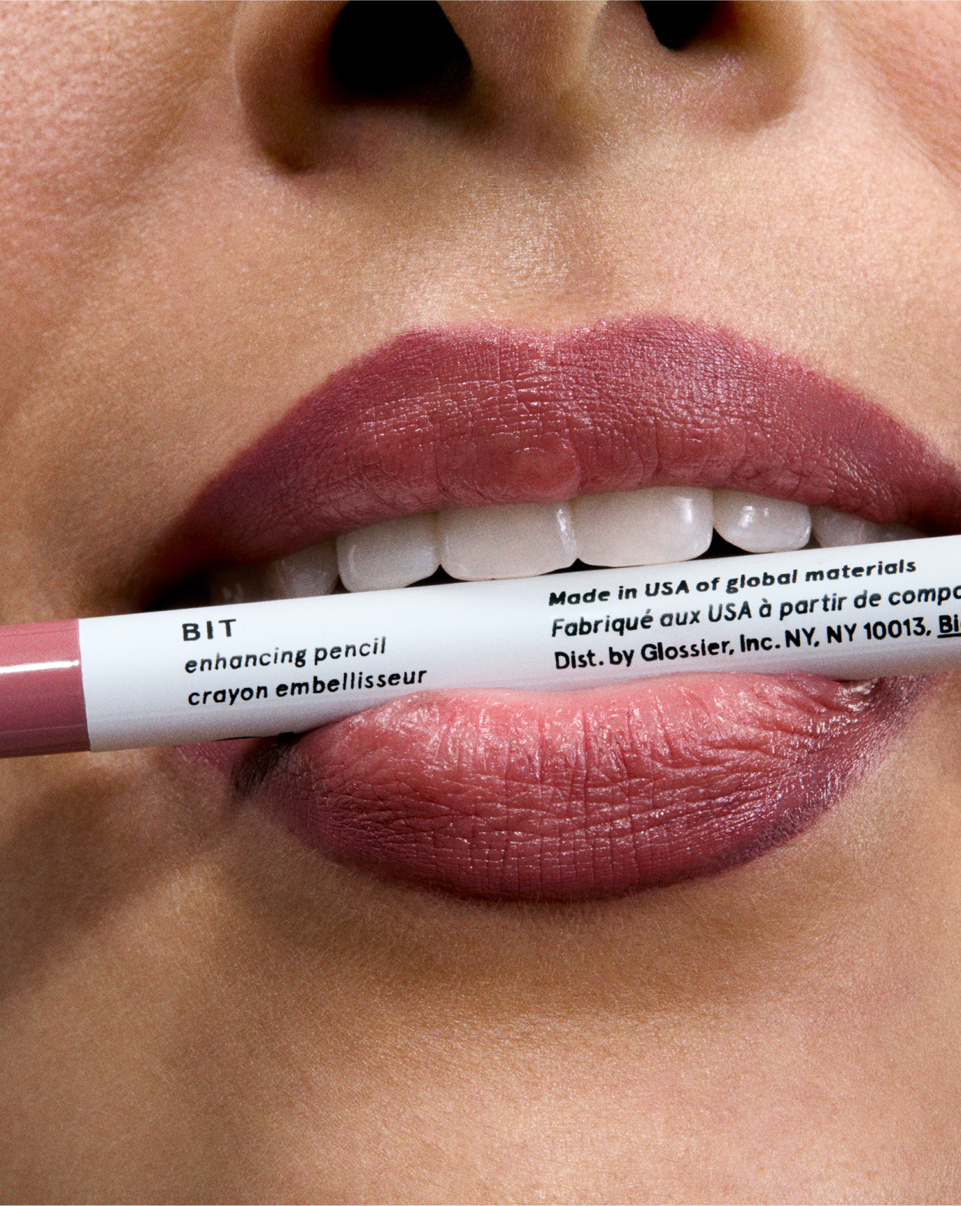 SRC_43403E9030674563 Lip Line