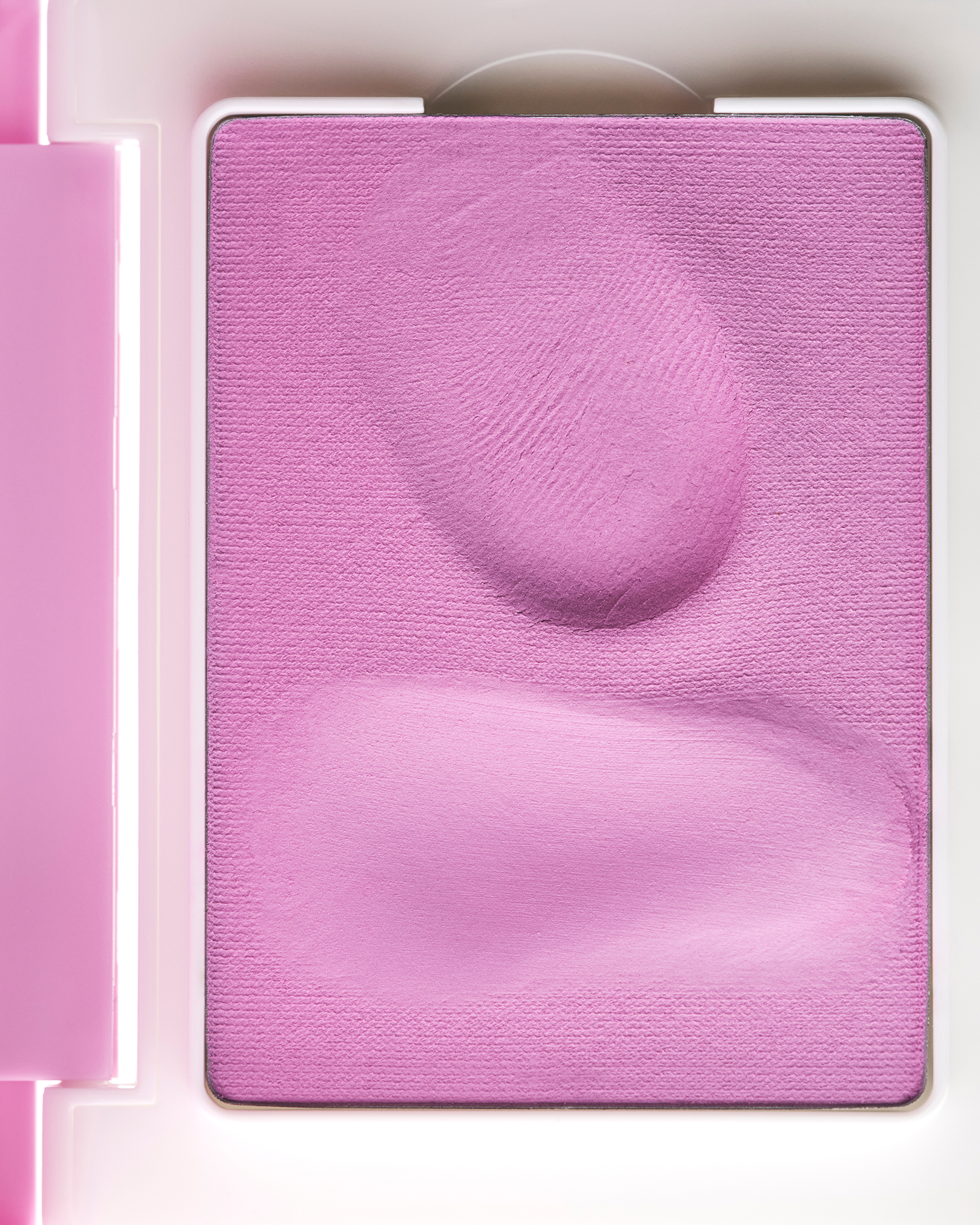 SRC_89BCFA804FCAEE1D Cloud Paint Plush Blush