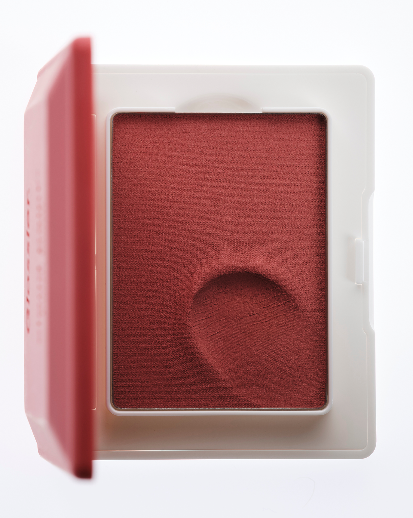 SRC_FACA5EED54E2065D Cloud Paint Plush Blush