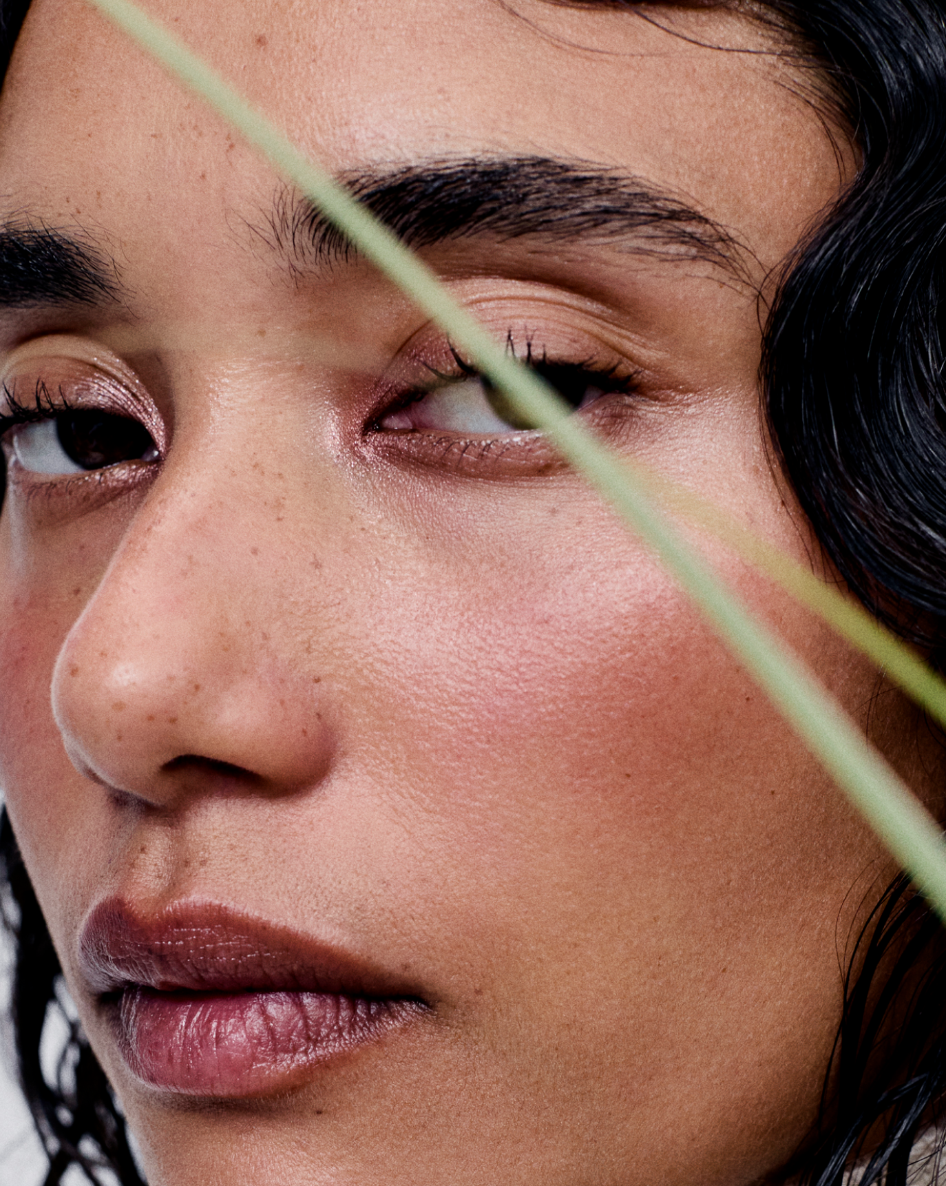 SRC_26B79B804F6E31FC Glossier You Doux